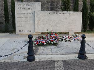 2018 07 05 TOULON LE CNR REND UN HOMMAGE AUX VICTIMES DU 5 07 1962 D ORAN (20)